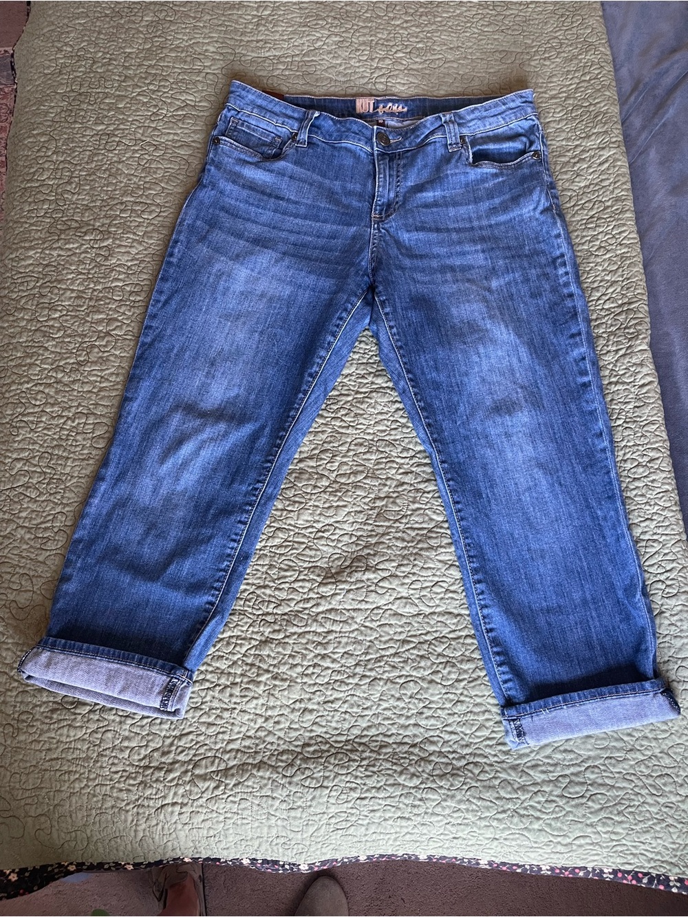 Kut from the Kloth Blue Capri Jeans with Cuffed Hem
